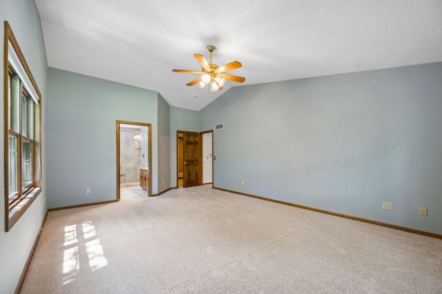6306 Crackleberry Trail, Woodbury, MN 55129