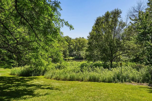 6306 Crackleberry Trail, Woodbury, MN 55129