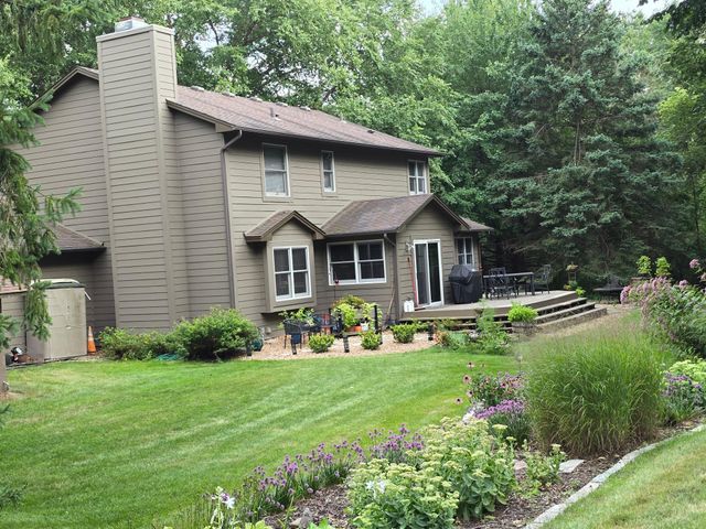 6306 Crackleberry Trail, Woodbury, MN 55129