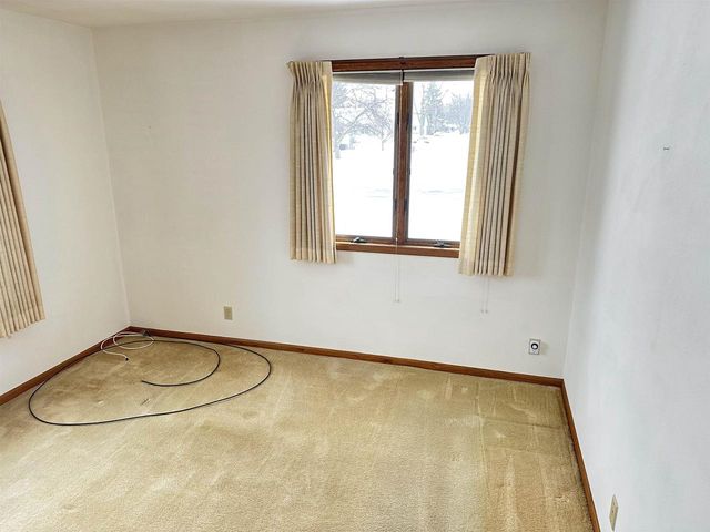 4003 Mackinac Drive, Janesville, WI 53546