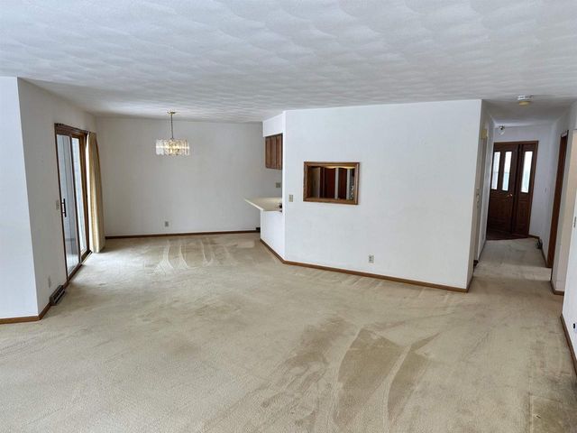 4003 Mackinac Drive, Janesville, WI 53546