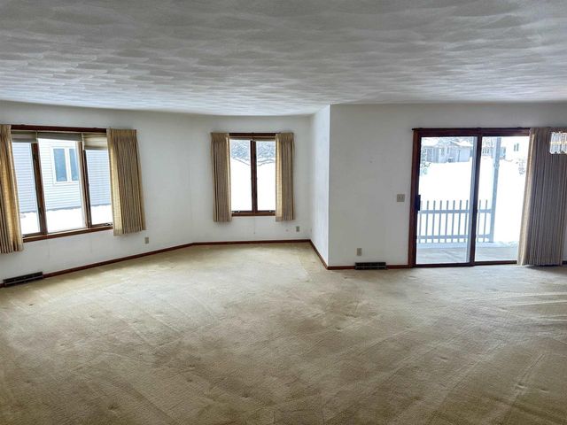 4003 Mackinac Drive, Janesville, WI 53546