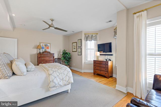 2018 GILPIN AVE, Wilmington, DE 19806
