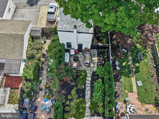 2018 GILPIN AVE, Wilmington, DE 19806