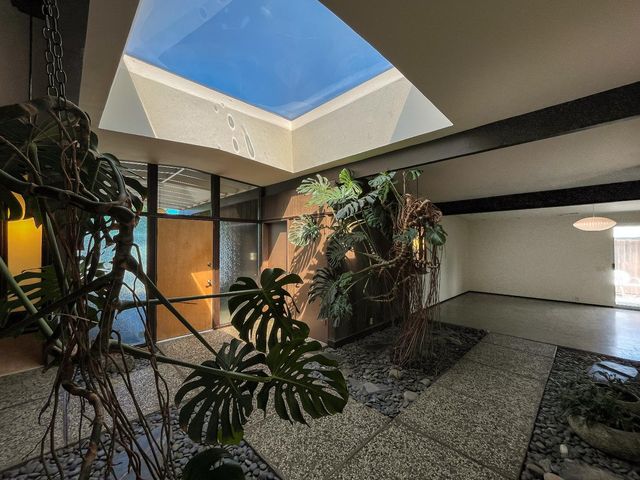 5236 Overbrook Way, Sacramento, CA 95841