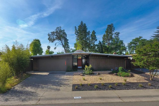 5236 Overbrook Way, Sacramento, CA 95841