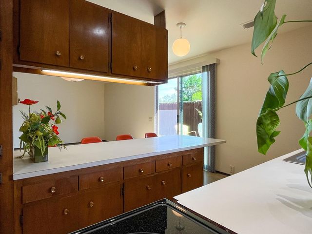 5236 Overbrook Way, Sacramento, CA 95841