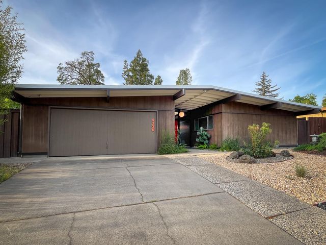 5236 Overbrook Way, Sacramento, CA 95841
