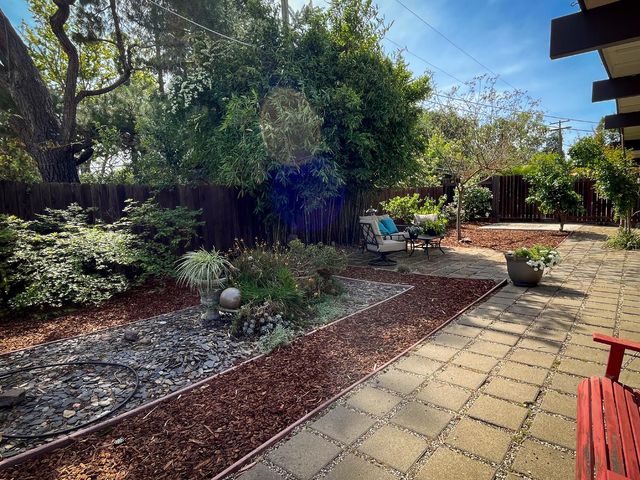 5236 Overbrook Way, Sacramento, CA 95841