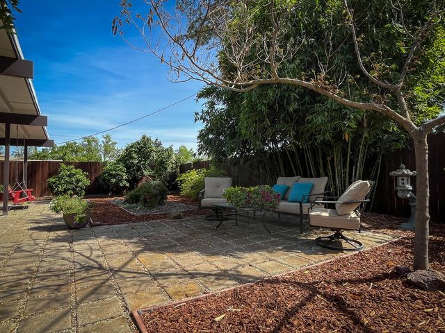 5236 Overbrook Way, Sacramento, CA 95841