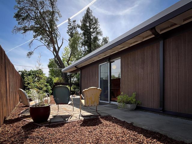 5236 Overbrook Way, Sacramento, CA 95841