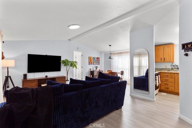 16540 Whittier 48, Whittier, CA 90603