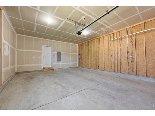 484 S 3rd Ave, Deer Trail, CO 80105