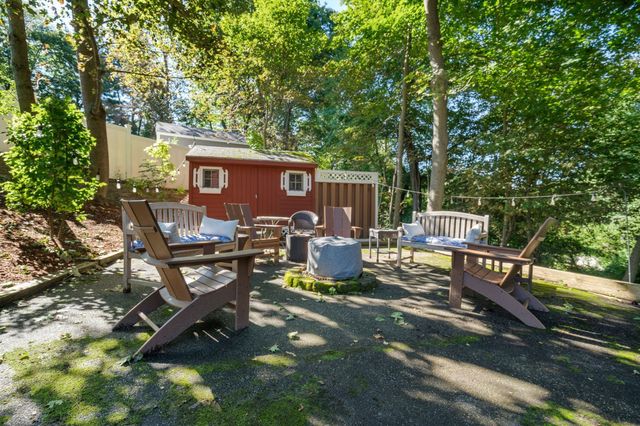 56 Country Ln, Westwood, MA 02090