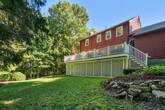 56 Country Ln, Westwood, MA 02090