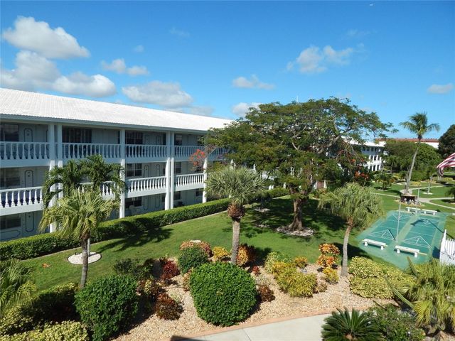 2453 NE 51st Street D-306, Fort Lauderdale, FL 33308