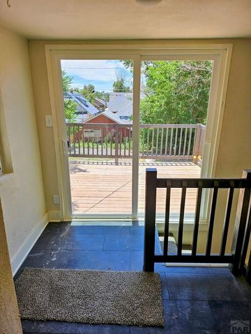 910 E 11th St, Pueblo, CO 81001