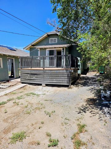 910 E 11th St, Pueblo, CO 81001