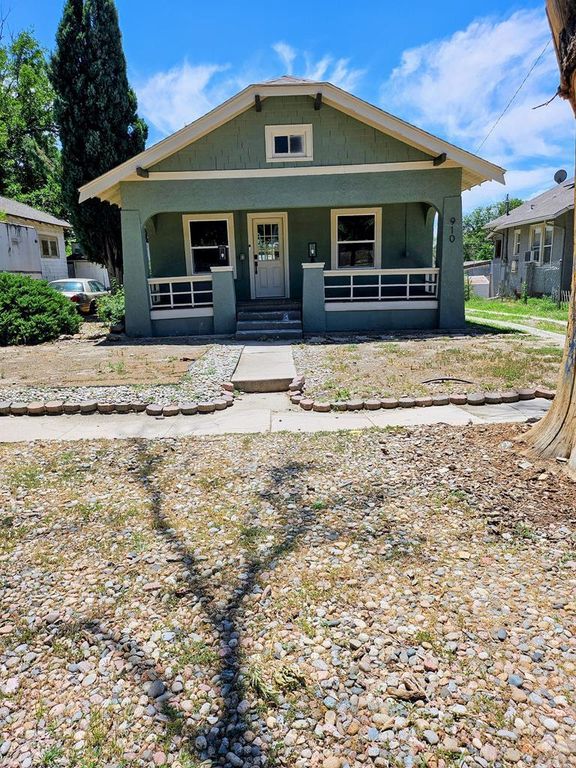 910 E 11th St, Pueblo, CO 81001