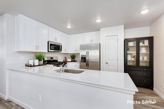 859 Education St, Middleton, ID 83644