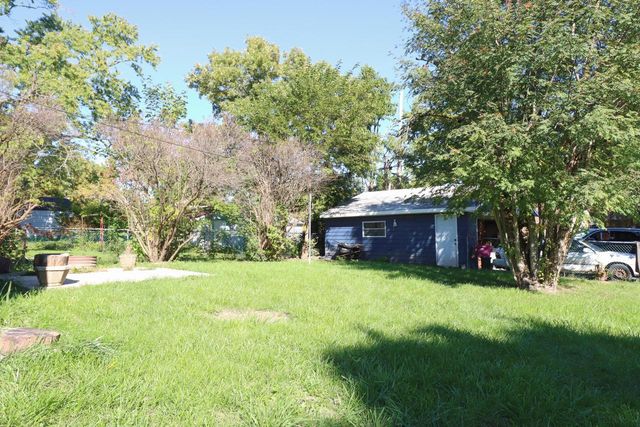 5852 N 35th STREET, Milwaukee, WI 53209