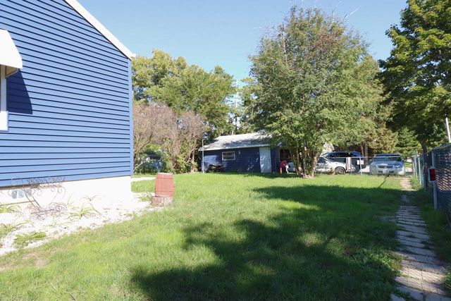 5852 N 35th STREET, Milwaukee, WI 53209