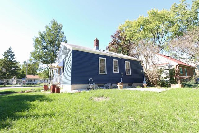 5852 N 35th STREET, Milwaukee, WI 53209