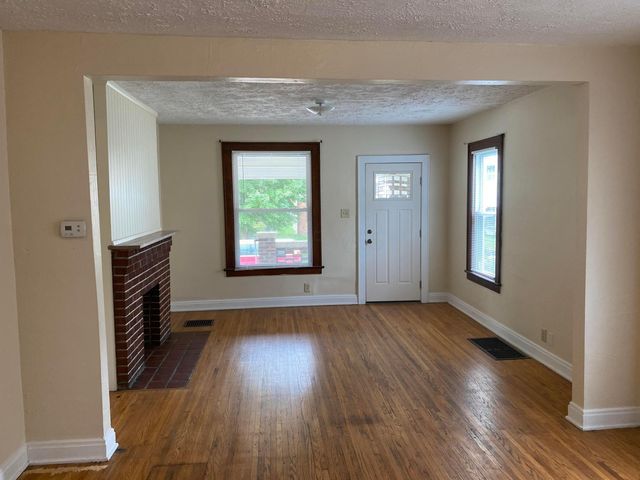 2598 Dayton Avenue, Columbus, OH 43202