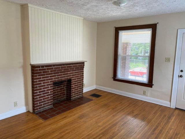 2598 Dayton Avenue, Columbus, OH 43202