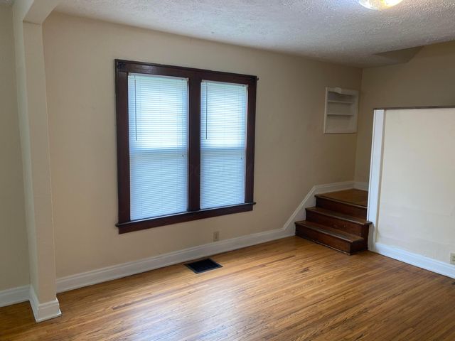 2598 Dayton Avenue, Columbus, OH 43202