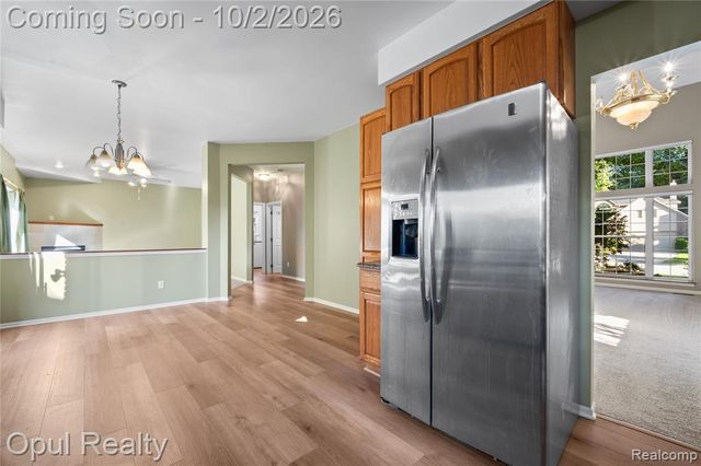 33865 Trillium Court, Livonia, MI 48150