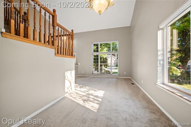 33865 Trillium Court, Livonia, MI 48150