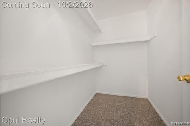 33865 Trillium Court, Livonia, MI 48150