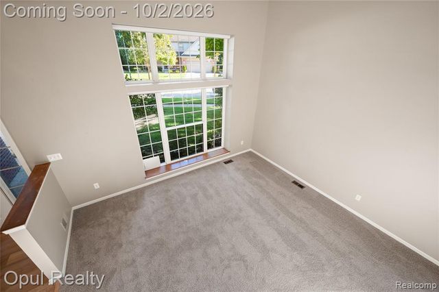33865 Trillium Court, Livonia, MI 48150
