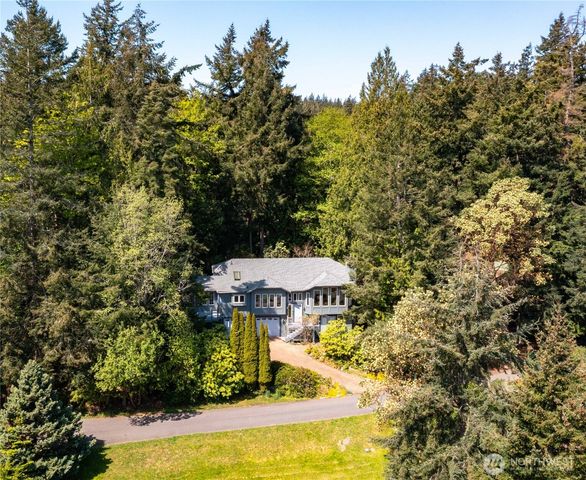 266 Quillyute Place, La Conner, WA 98257