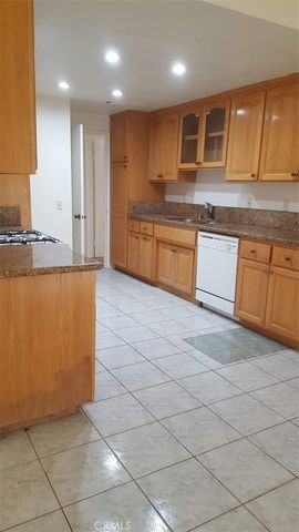 East Avenue S1, Palmdale, CA 93550