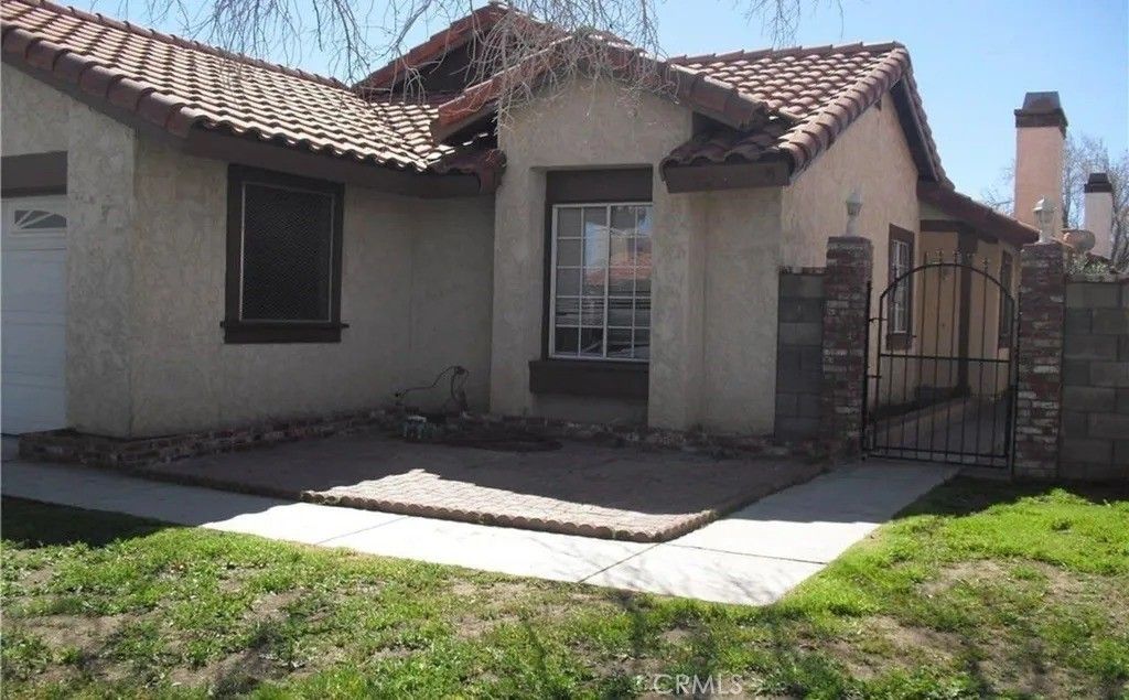 East Avenue S1, Palmdale, CA 93550