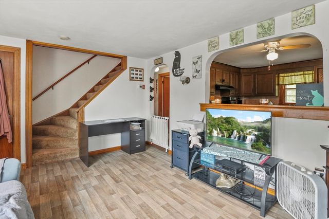 87 Senna Road, Fitchburg, MA 01420