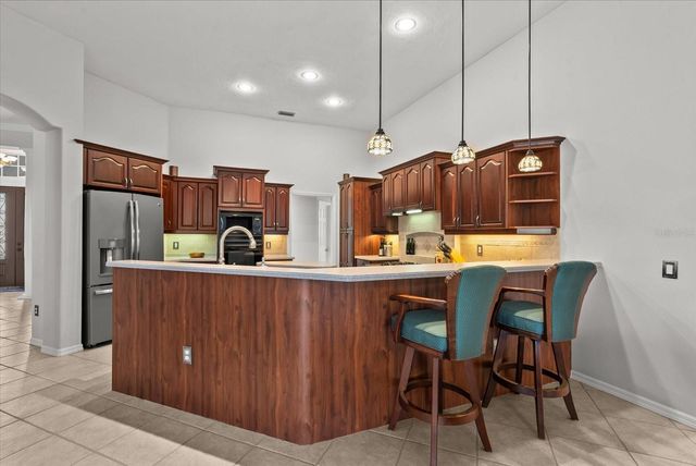 7530 TORI WAY, Bradenton, FL 34202