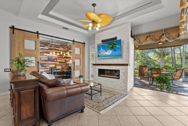 7530 TORI WAY, Bradenton, FL 34202