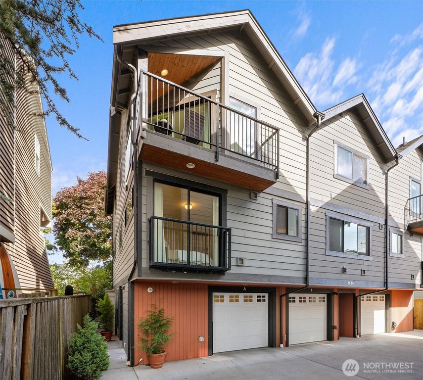 3636 Beach Drive SW #A, Seattle, WA 98116