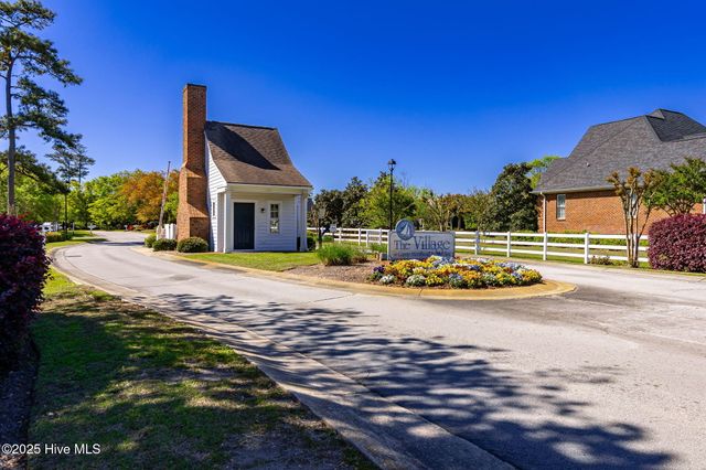 145 Camp Morehead Drive, Morehead City, NC 28557