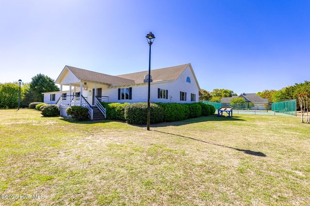 145 Camp Morehead Drive, Morehead City, NC 28557