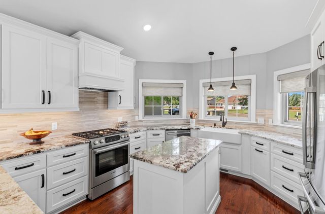 1505 14th Street SE, Forest Lake, MN 55025