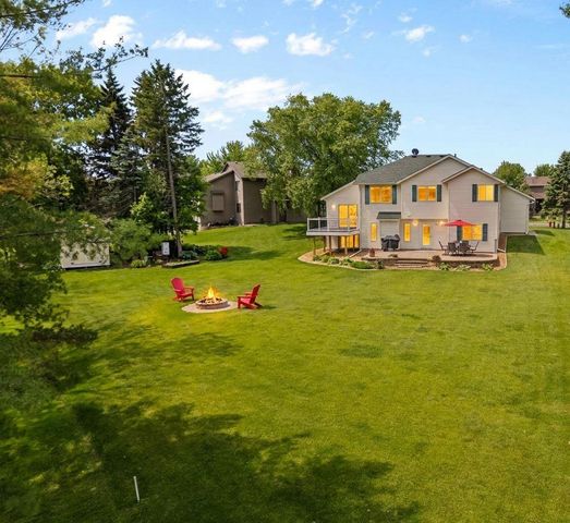 1505 14th Street SE, Forest Lake, MN 55025