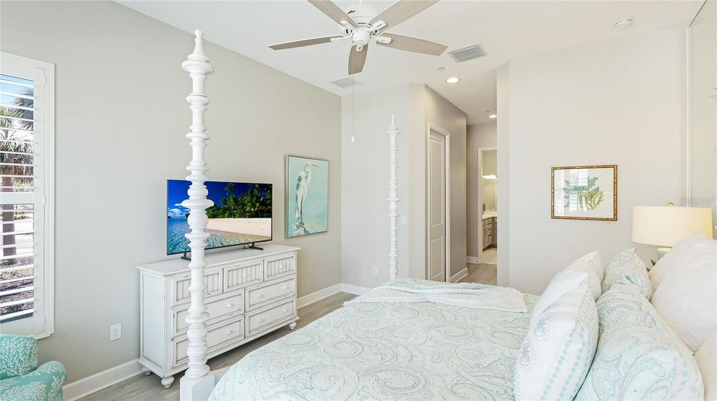 283 SAINT LUCIA DRIVE 101