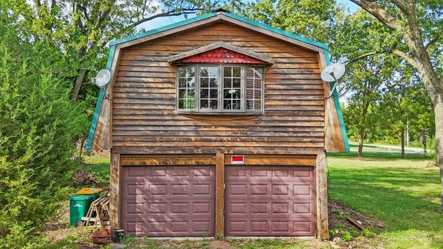 3104 Route 176, Prairie Grove, IL 60012