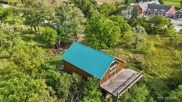 3104 Route 176, Prairie Grove, IL 60012