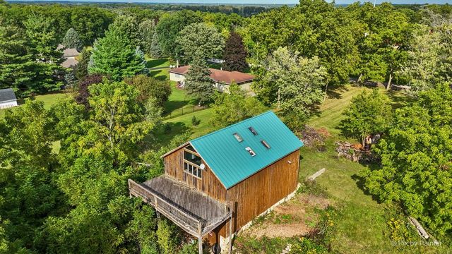 3104 Route 176, Prairie Grove, IL 60012