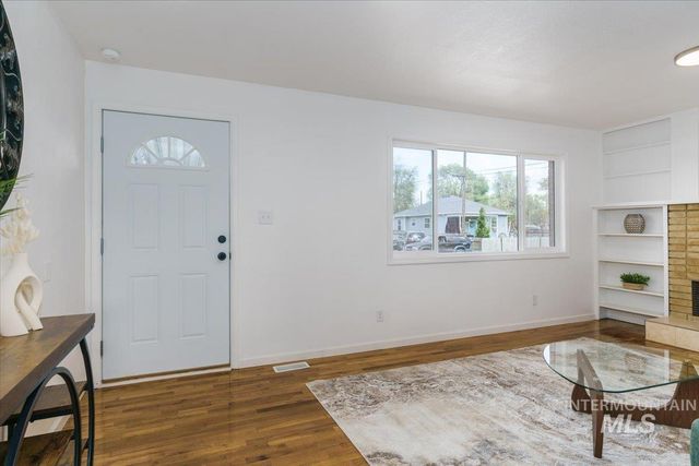 511 E Poplar St, Pocatello, ID 83201